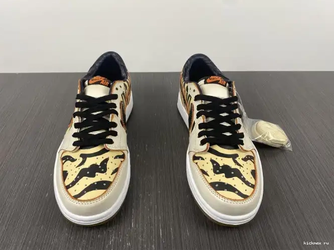 Cheap MAX Year of the DH6932-100 OG Low Air 1 Jordan Tiger 0607